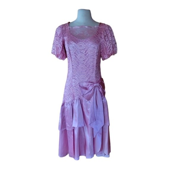 1980s Pink, Lace,‎ Hi-Low Prom Dress - Picture 1 of 6